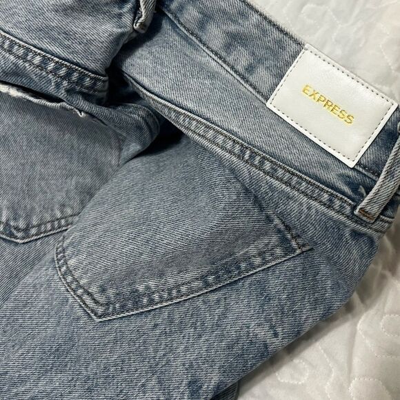 Express modern straight distressed 4 long low rise jeans denim - Picture 6 of 9
